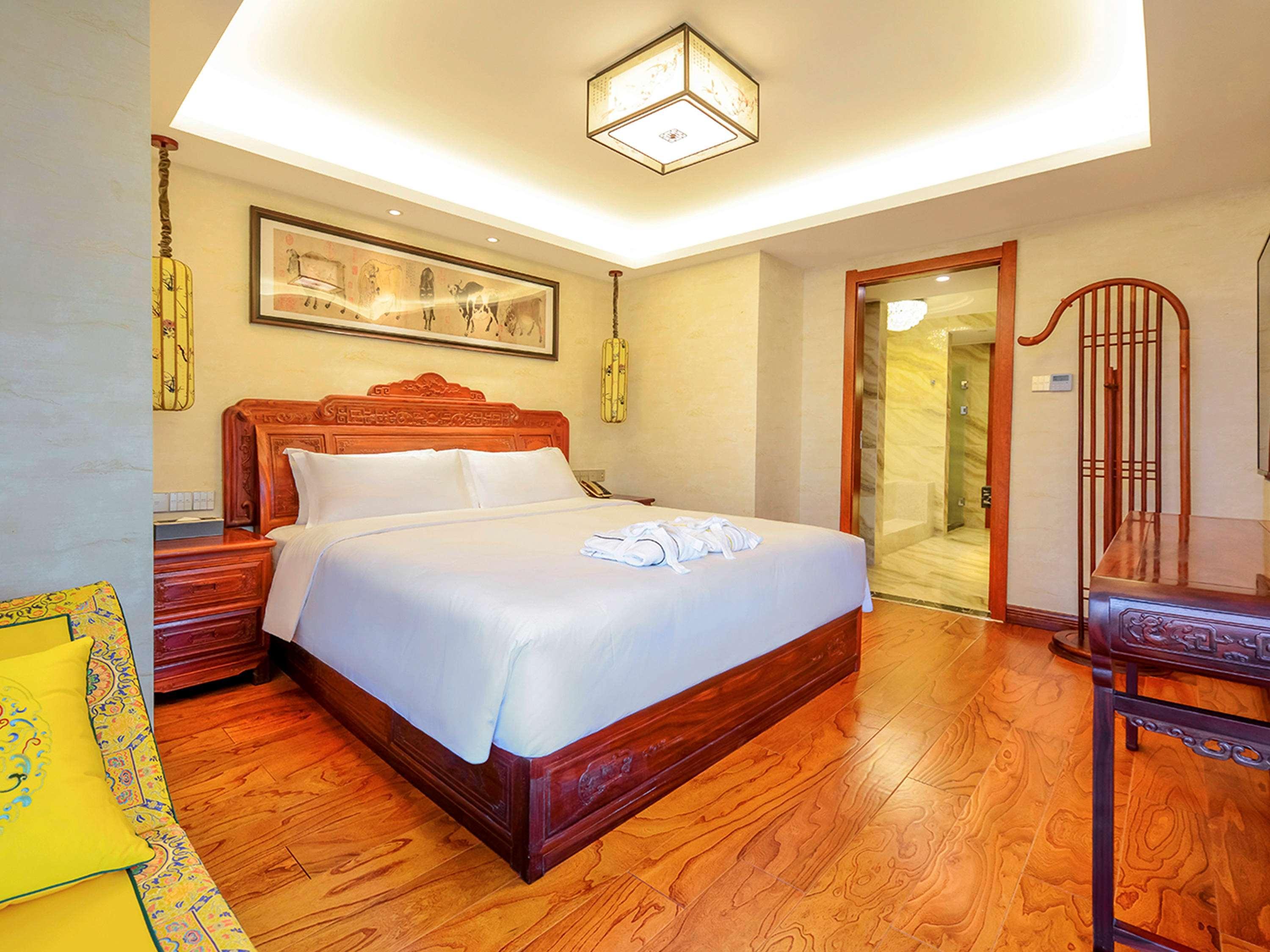 Mercure Chongqing Downtown Екстер'єр фото