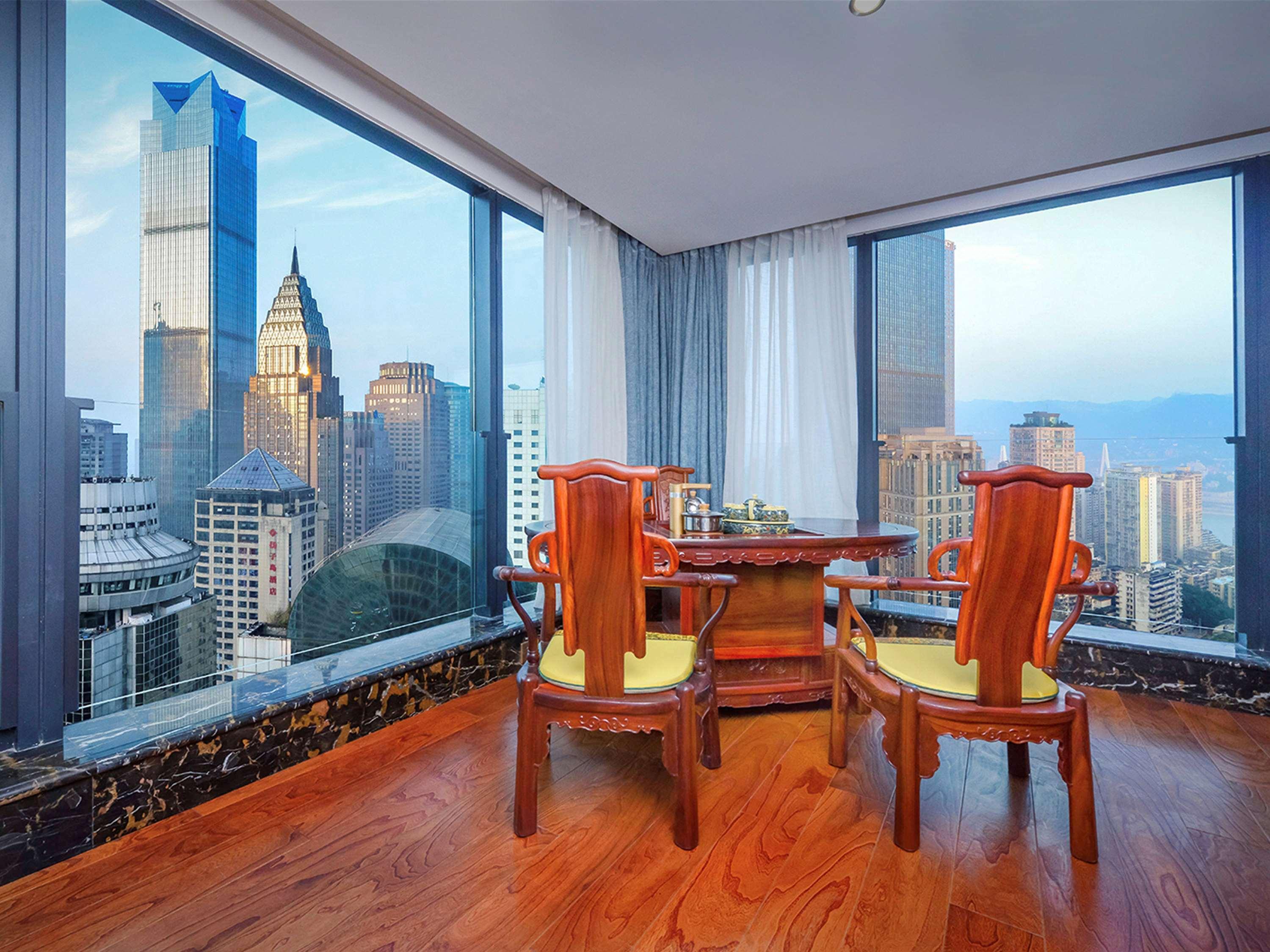 Mercure Chongqing Downtown Екстер'єр фото