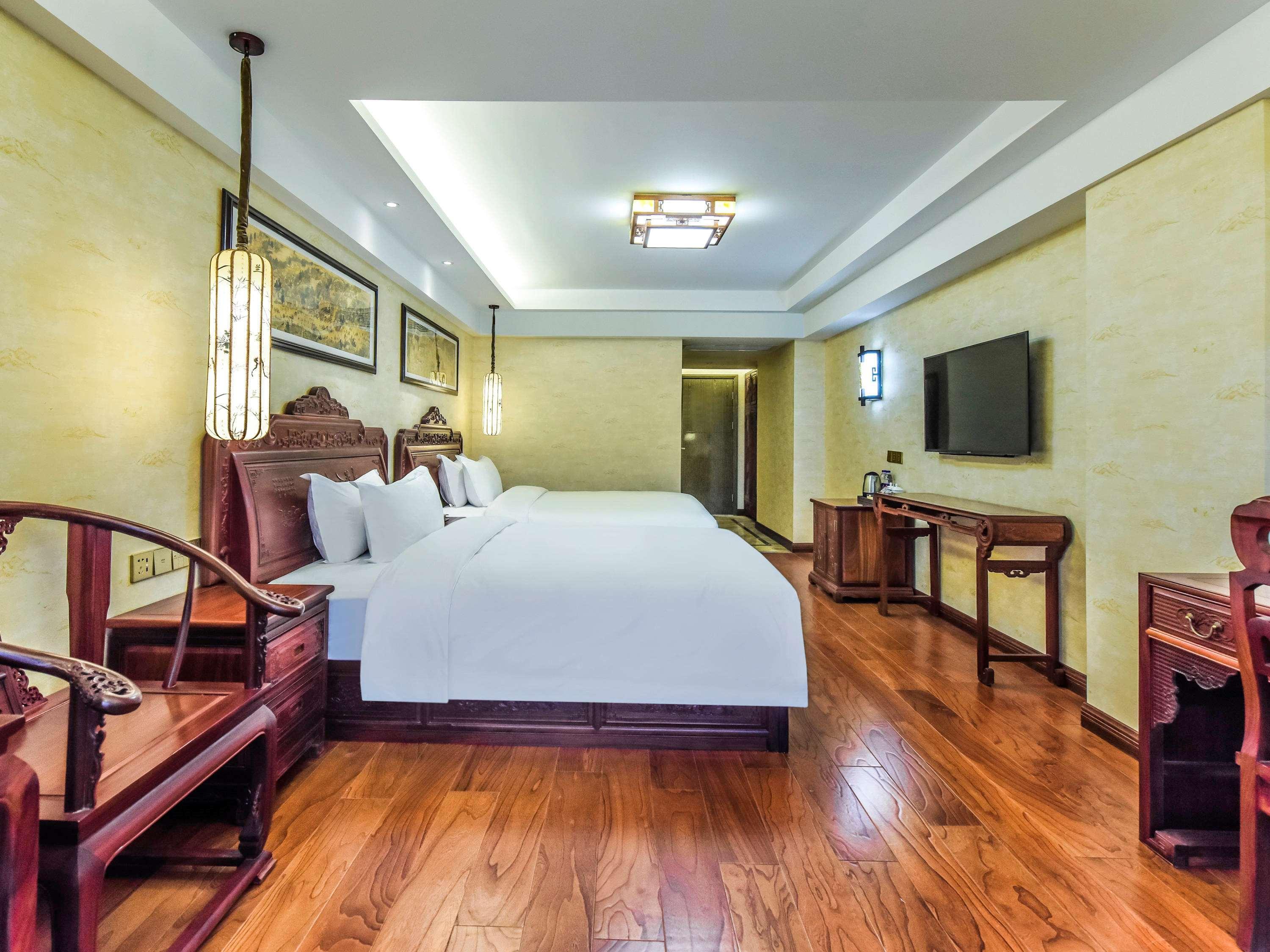 Mercure Chongqing Downtown Екстер'єр фото