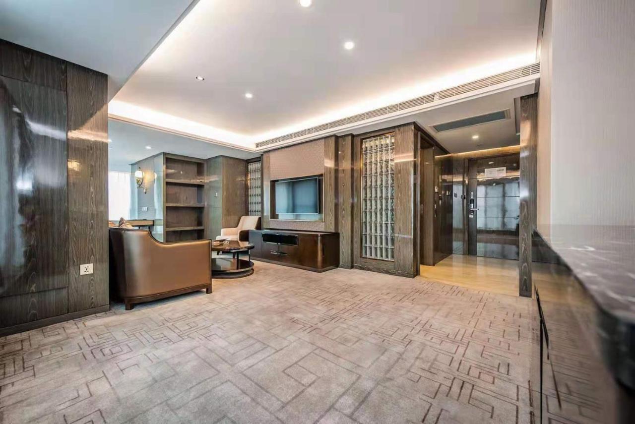 Mercure Chongqing Downtown Екстер'єр фото